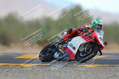 media/Sep-24-2022-CVMA (Sat) [[a45f954247]]/Race 13 Supersport Open/